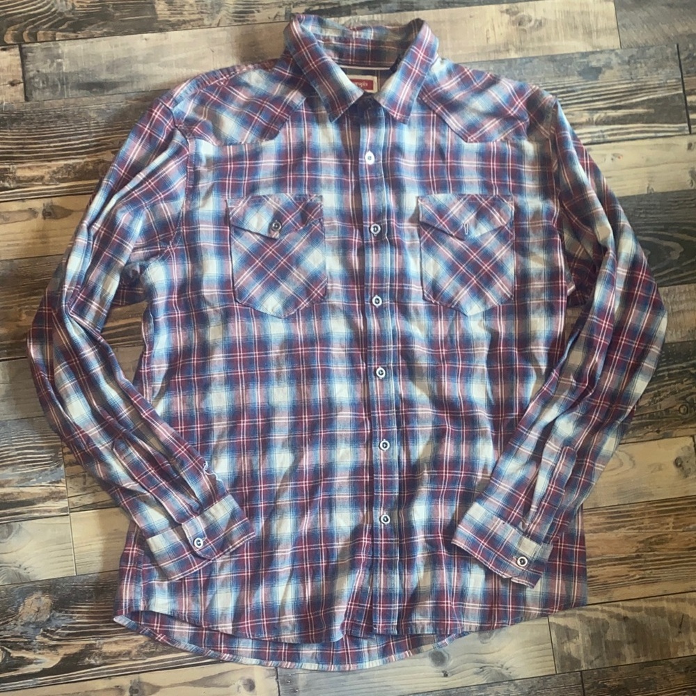 Wrangler Red and Blue Plaid Flannel Western Casual Shirt